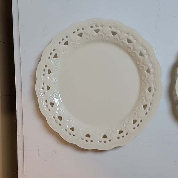 Skye McGhie Cream Lace Fine Porcelain Tea Service Set. - Picture 9 of 16